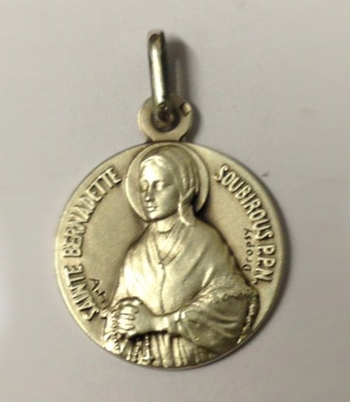 Mdaille Sainte Bernadette